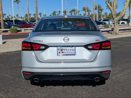 2023 Nissan Altima SR FWD