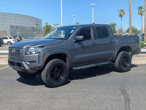 2023 Nissan Frontier SV