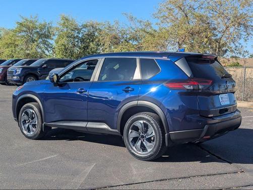 Deep Ocean Blue Pearl 2024 Nissan Rogue SV
