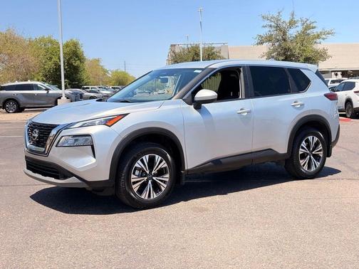 Brilliant Silver Metallic 2023 Nissan Rogue SV