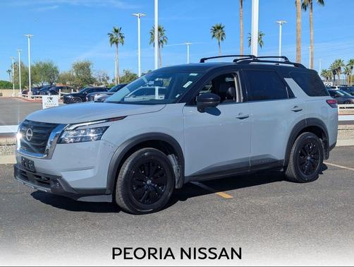 Super Black 2022 Nissan Pathfinder SL 4WD