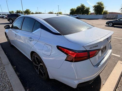 Gray Sky Pearl 2023 Nissan Altima SR FWD