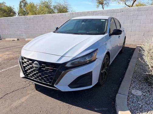 Gray Sky Pearl 2023 Nissan Altima SR FWD
