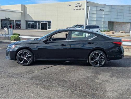 2023 Nissan Altima SR Intelligent AWD