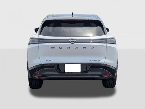 Everest White Pearl Tricoat/Super Black 2026 Nissan Murano Platinum