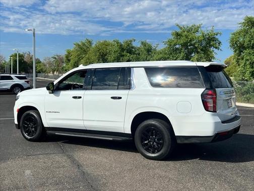 2021 Chevrolet Suburban LT