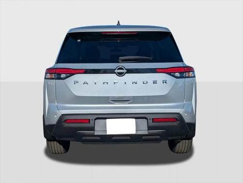 2025 Nissan Pathfinder S FWD
