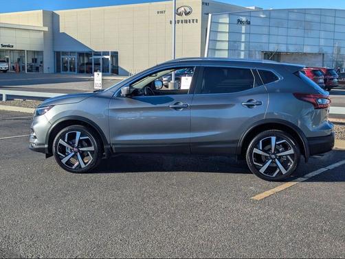 2021 Nissan Rogue Sport SL