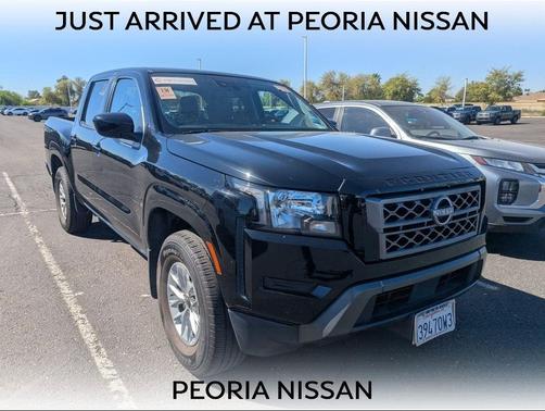 Super Black 2024 Nissan Frontier SV