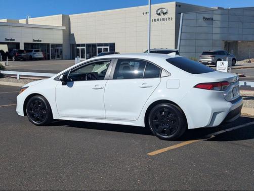 Ice Cap 2024 Toyota Corolla LE