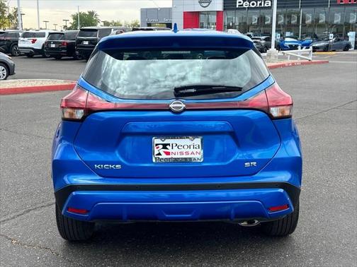 2024 Nissan Kicks SR