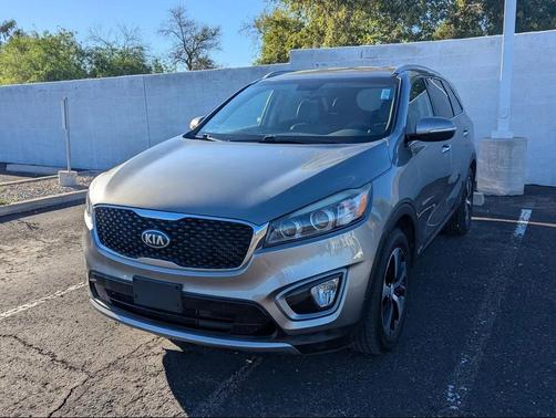 Titanium Silver 2016 Kia Sorento EX