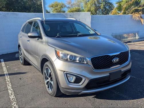 Titanium Silver 2016 Kia Sorento EX