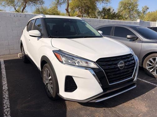 Fresh Powder 2023 Nissan Kicks SV