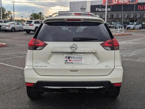 2017 Nissan Rogue SL