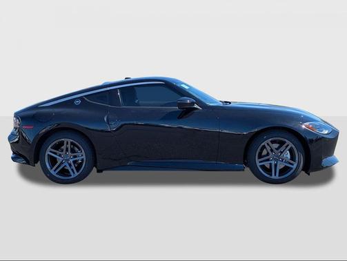 Black Diamond Pearl 2026 Nissan Z Sport