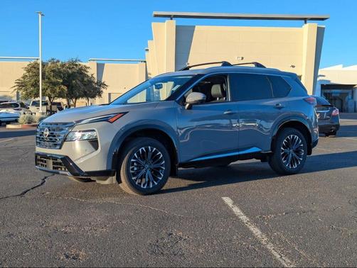 2025 Nissan Rogue Platinum