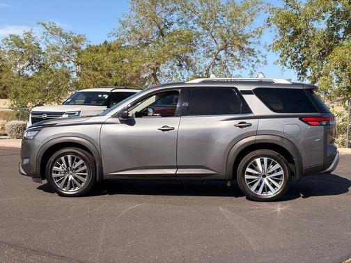 Gun Metallic 2025 Nissan Pathfinder SV 4WD