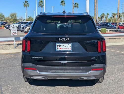 2024 Kia Sorento S