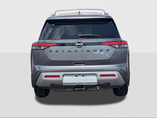 2025 Nissan Pathfinder Platinum FWD