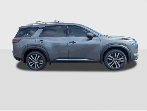 2025 Nissan Pathfinder Platinum FWD