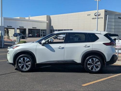 2021 Nissan Rogue SV