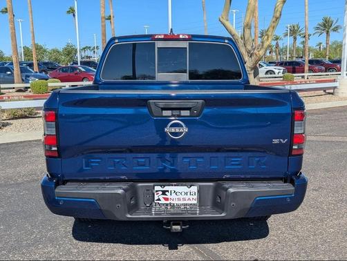 2022 Nissan Frontier SV