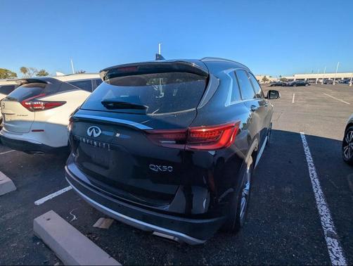 2022 INFINITI QX50 ESSENTIAL AWD