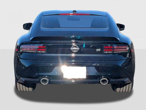 Black Diamond Pearl 2026 Nissan Z Performance