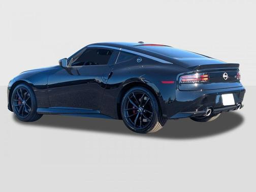 Black Diamond Pearl 2026 Nissan Z Performance