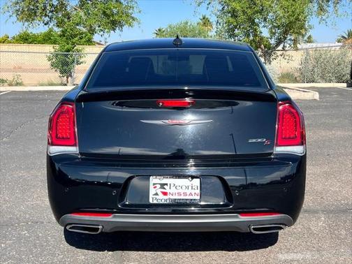 2021 Chrysler 300 S