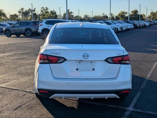 2023 Nissan Versa 1.6 SV