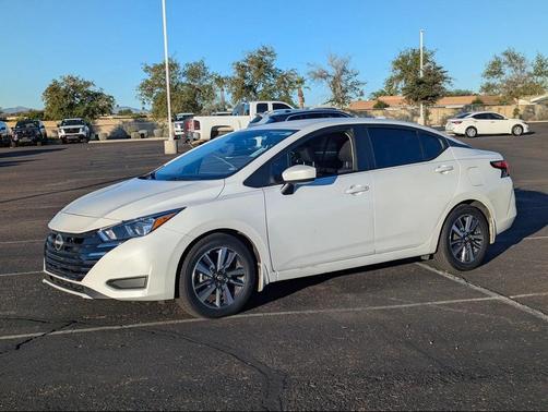 2023 Nissan Versa 1.6 SV