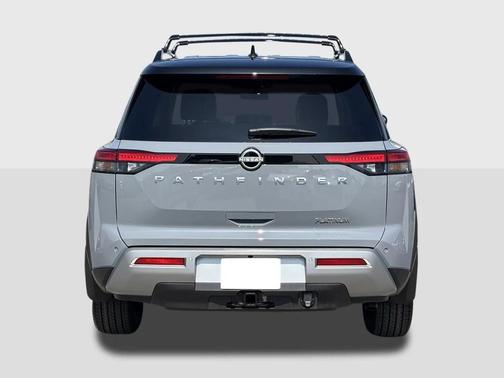 2025 Nissan Pathfinder Platinum FWD