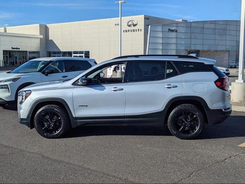 2022 GMC Terrain AWD AT4