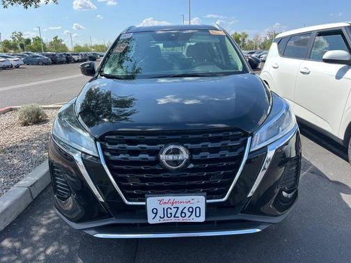 2024 Nissan Kicks SV