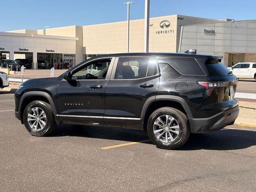 Mosaic Black Metallic 2025 Chevrolet Equinox 1LT