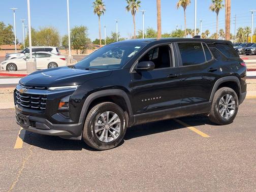 Mosaic Black Metallic 2025 Chevrolet Equinox 1LT