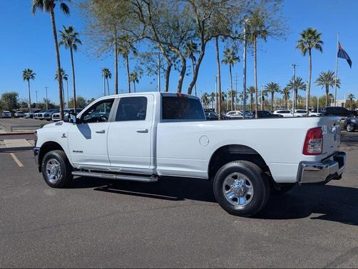 2021 RAM 3500 Big Horn Crew Cab 4x4 8' Box