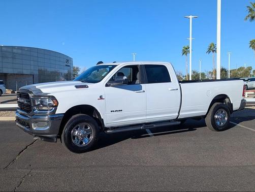 2021 RAM 3500 Big Horn Crew Cab 4x4 8' Box