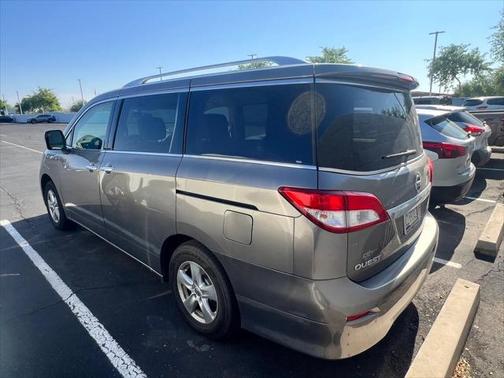 2017 Nissan Quest SV