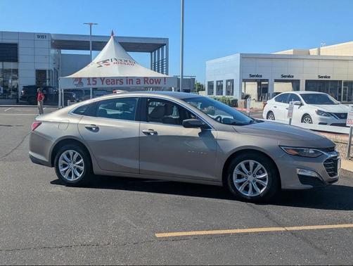 2022 Chevrolet Malibu FWD LT