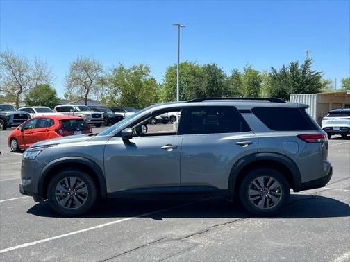 2022 Nissan Pathfinder SV 2WD