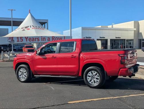 2023 Nissan Frontier SV
