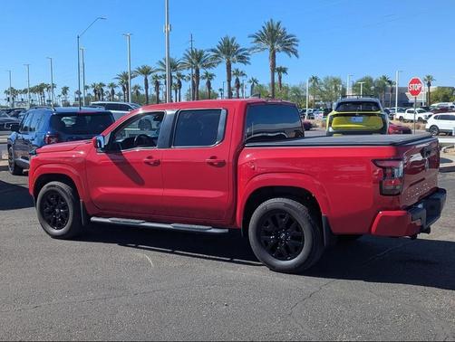 2023 Nissan Frontier SV