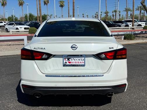 2021 Nissan Altima SR FWD