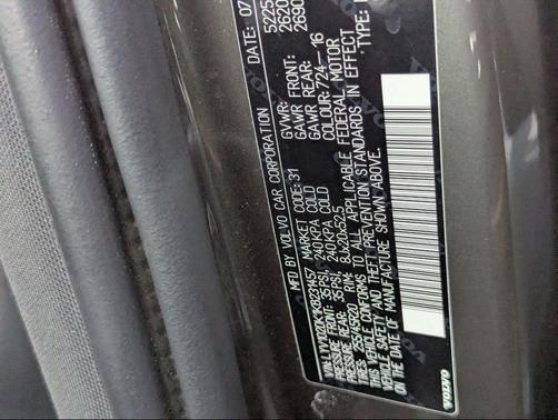 Gray 2019 Volvo XC60 T5 Momentum