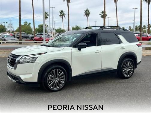 2024 Nissan Pathfinder SL 4WD
