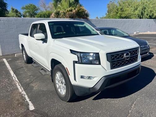 2022 Nissan Frontier SV