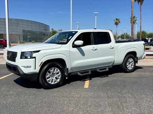 2022 Nissan Frontier SV